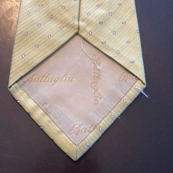 Battaglia Tie. 100% silk Tie. - Picture 5 of 6